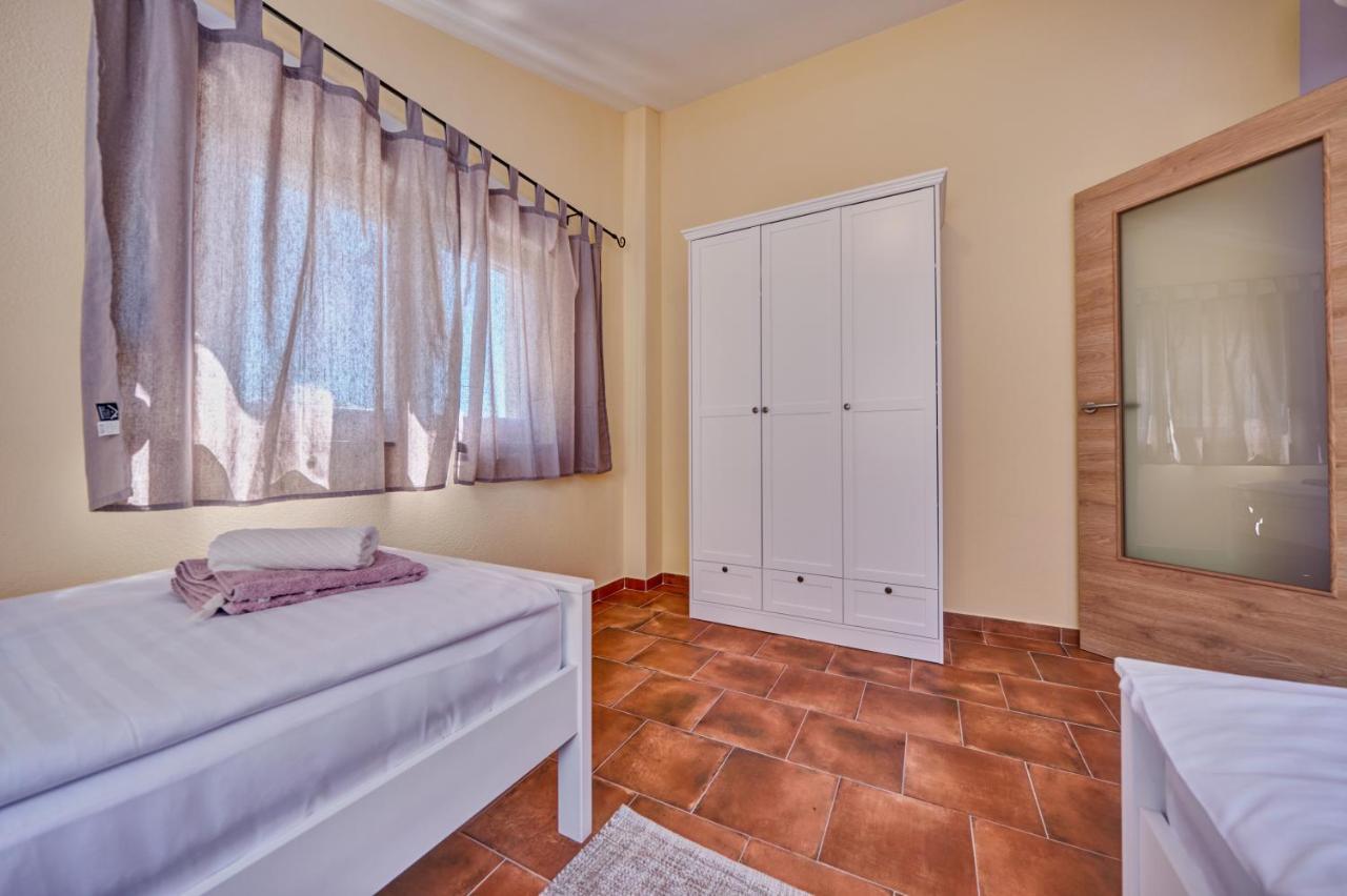 Anovi Holiday Homes By Litto Trogir Zewnętrze zdjęcie