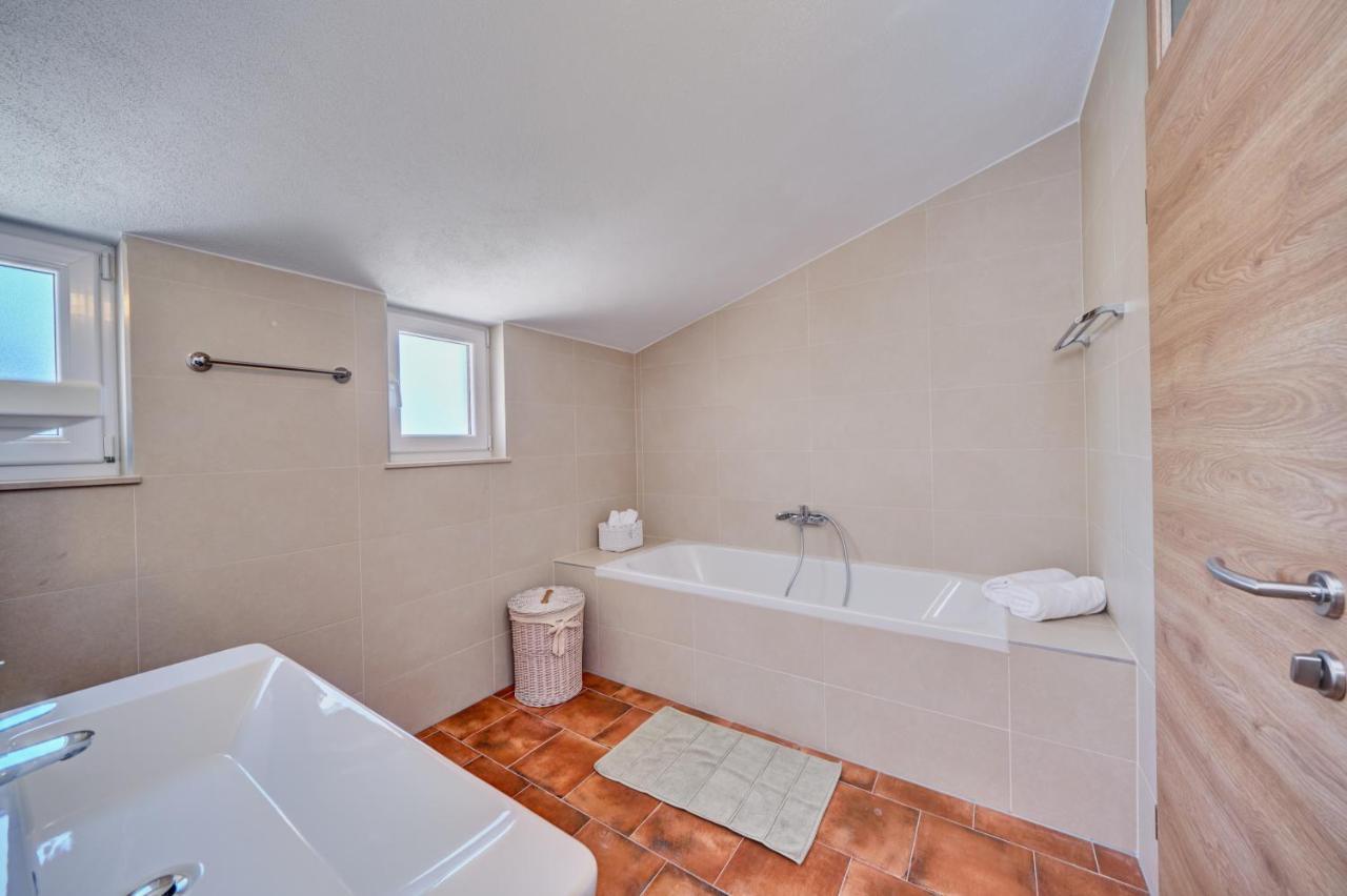 Anovi Holiday Homes By Litto Trogir Zewnętrze zdjęcie