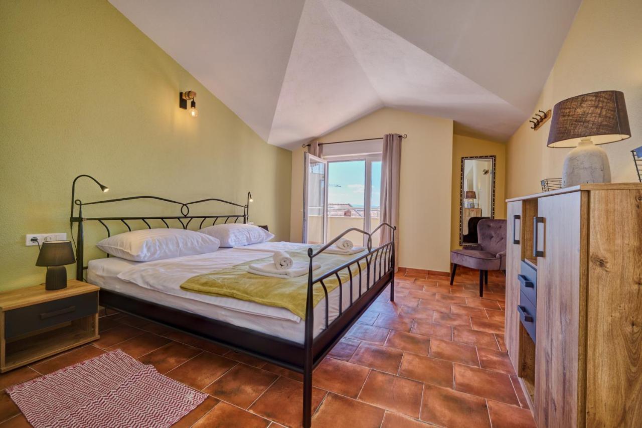 Anovi Holiday Homes By Litto Trogir Zewnętrze zdjęcie